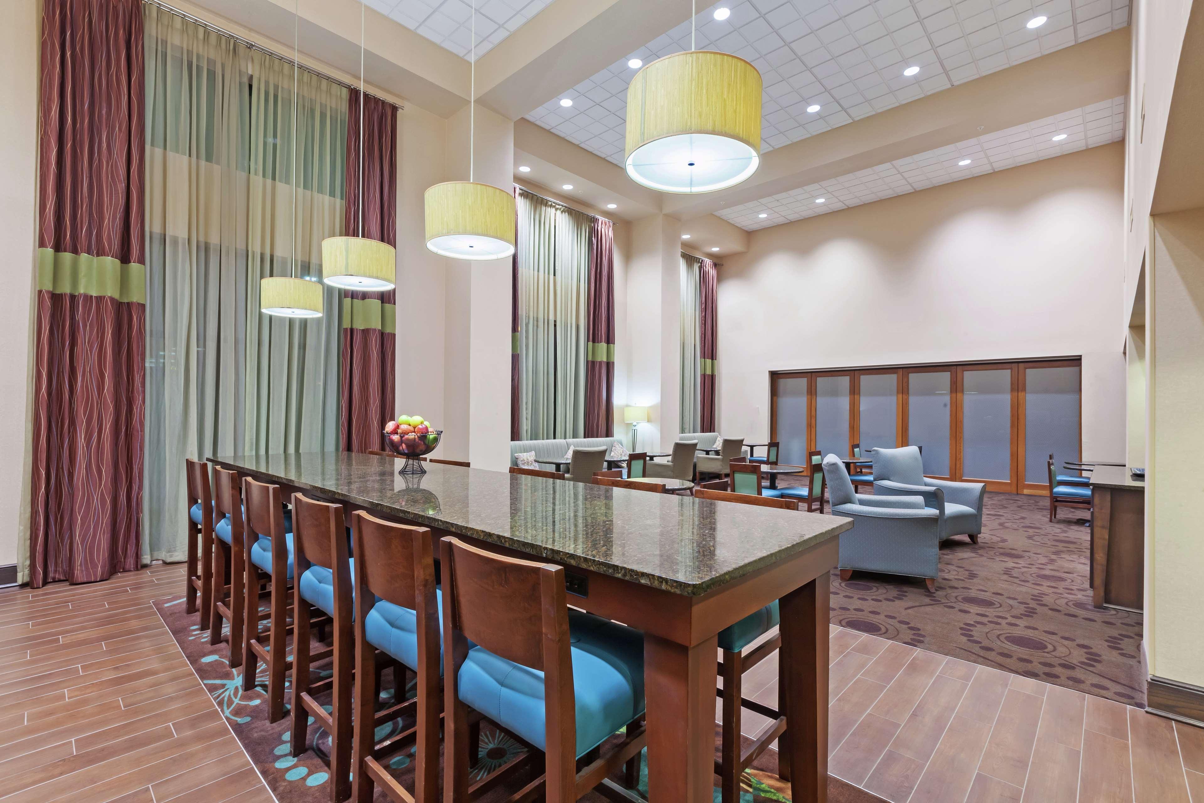 Hampton Inn & Suites Shreveport/Bossier City At Airline Drive Екстериор снимка
